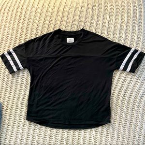 ⭐️Free w/Bundle⭐️ Pink Rose Athletic Tee